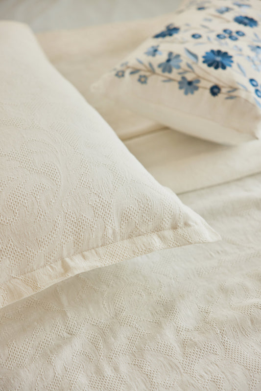 Gardenia Waffle Bedcover